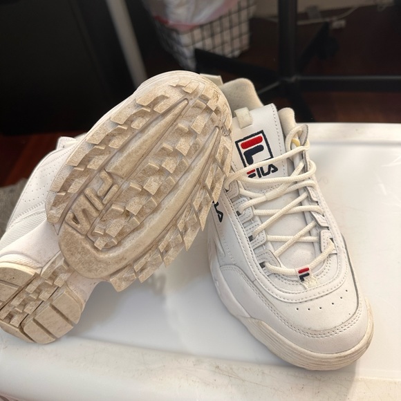 Filas platforms - Picture 2 of 2